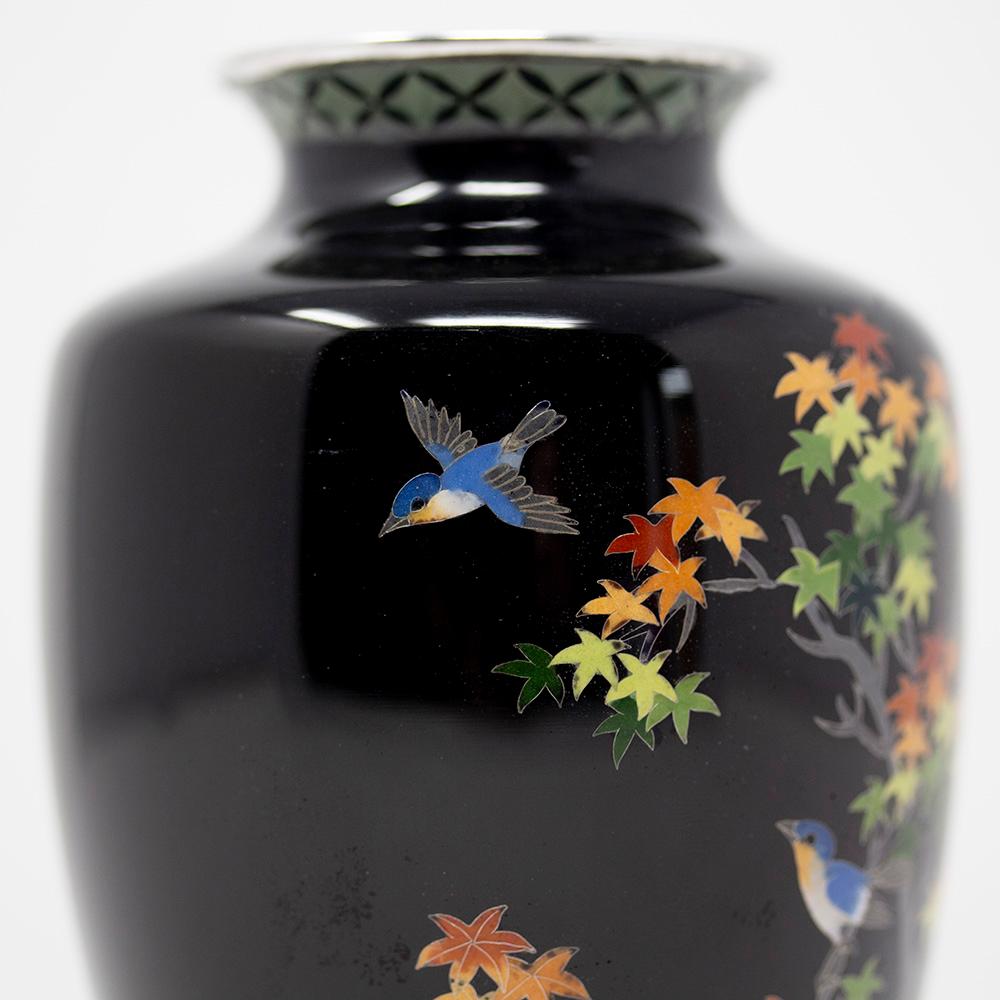 Japanese Cloisonne Enamel Vase Ando Company In Good Condition For Sale In Newark, England