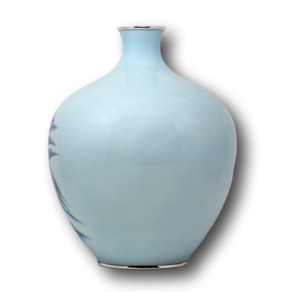 Vase japonais en émail cloisonné de la société Ando, période Showa Bon état - En vente à Newark, England