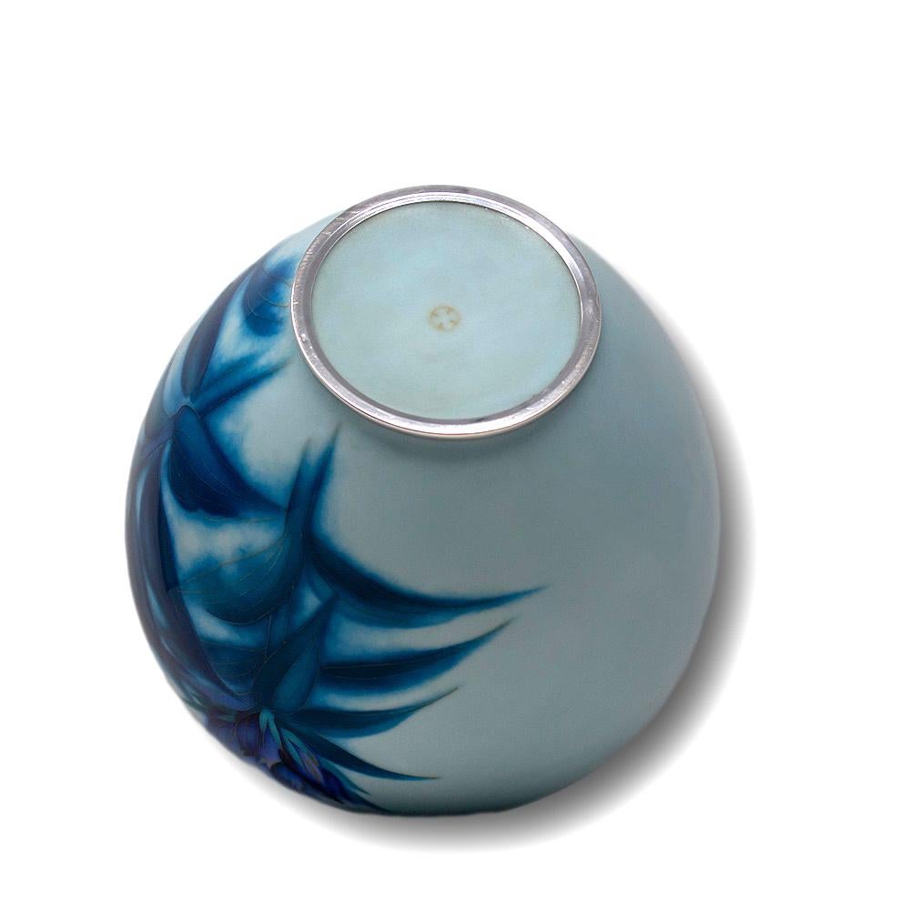 Vase japonais en émail cloisonné de la société Ando, période Showa en vente 2