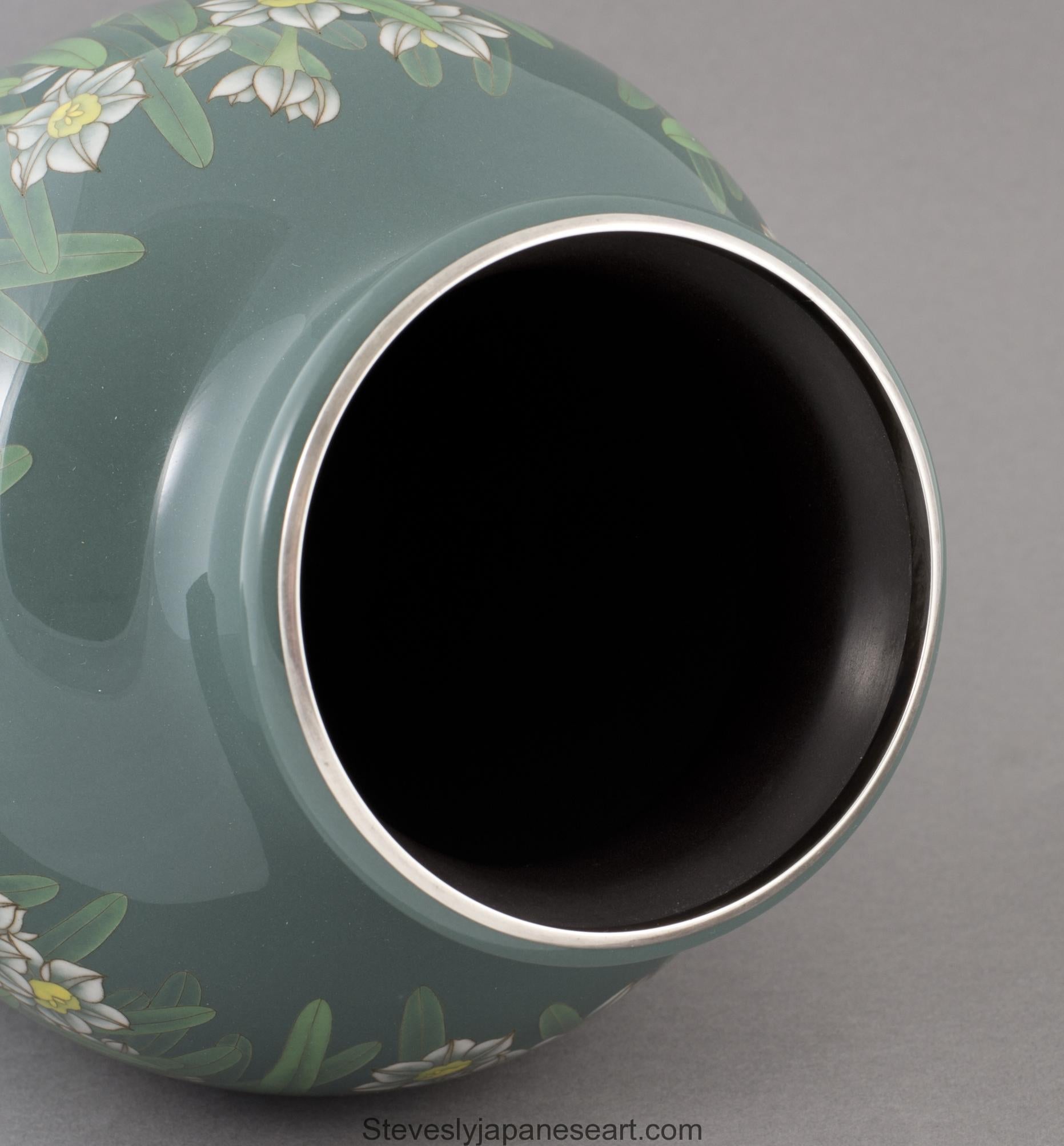 Japanese Cloisonne Enamel Vase by Ando Jubei 9