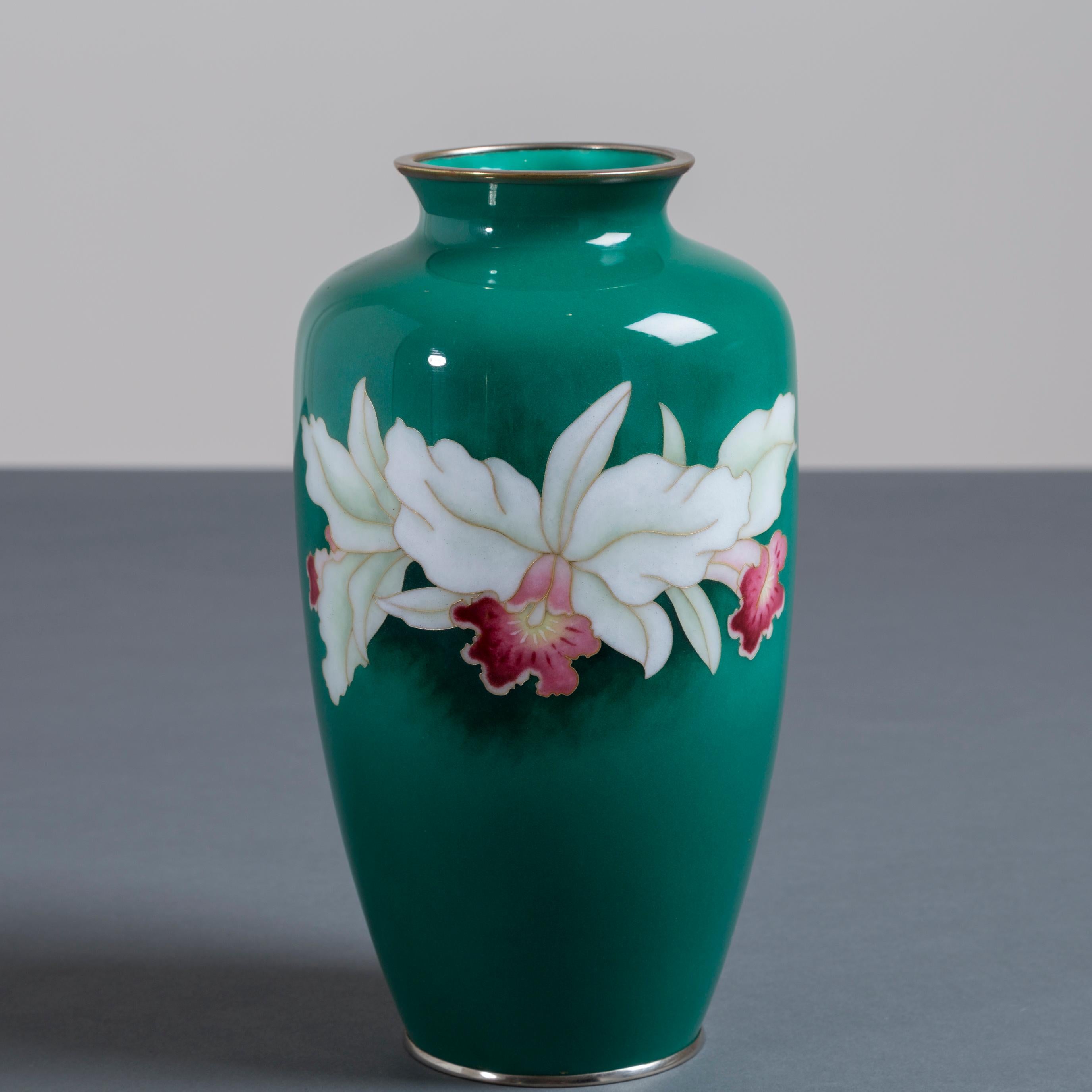20th Century Japanese Cloisonné Enamel Vase from the Late Showa Period For Sale