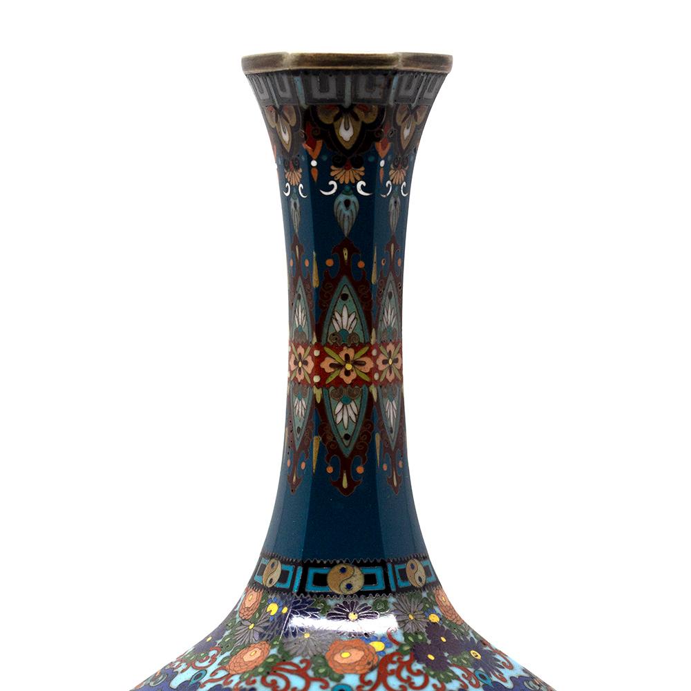 Japanese Cloisonne Enamel Vase Pair Meiji Period For Sale 6