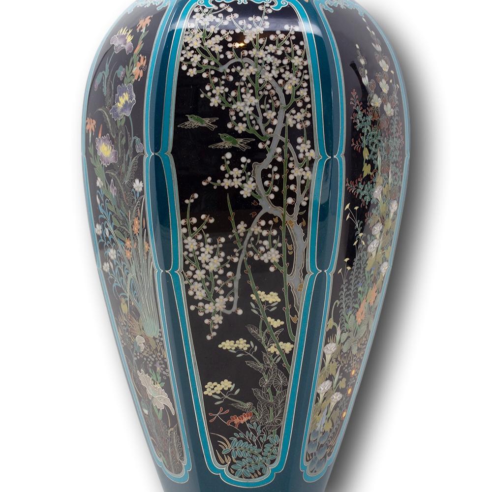 Coppia di vasi giapponesi in smalto cloisonné di Ota Hyozo, periodo Meiji in vendita 6