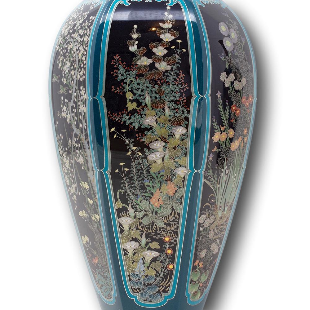 Coppia di vasi giapponesi in smalto cloisonné di Ota Hyozo, periodo Meiji in vendita 7