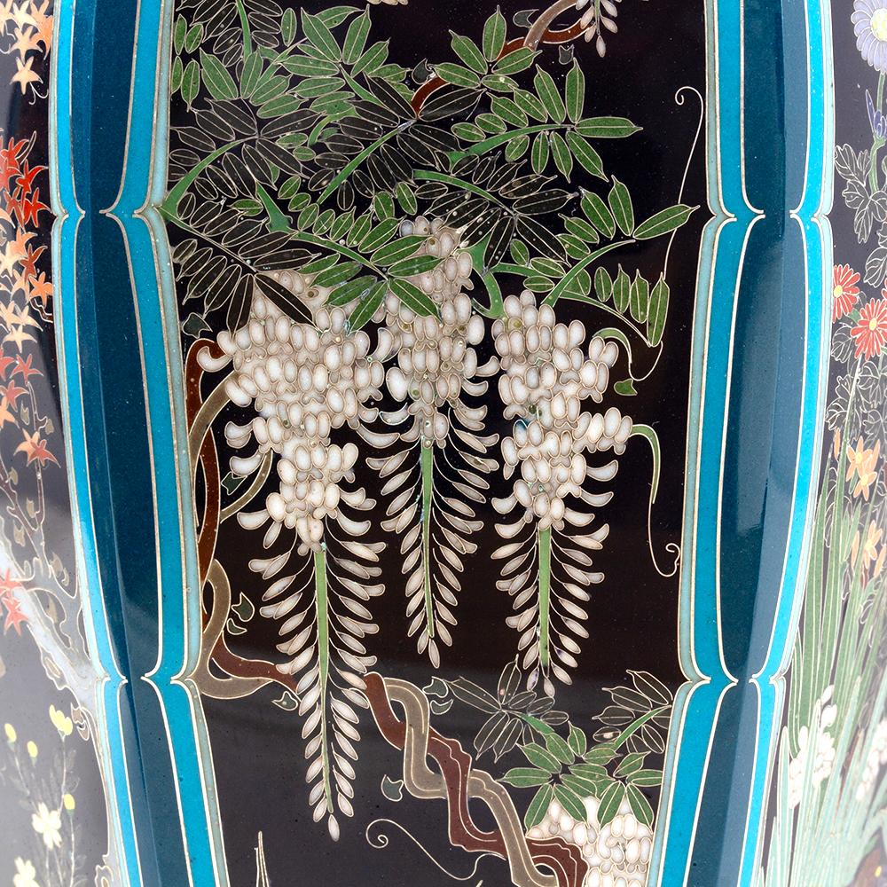 Coppia di vasi giapponesi in smalto cloisonné di Ota Hyozo, periodo Meiji in vendita 8