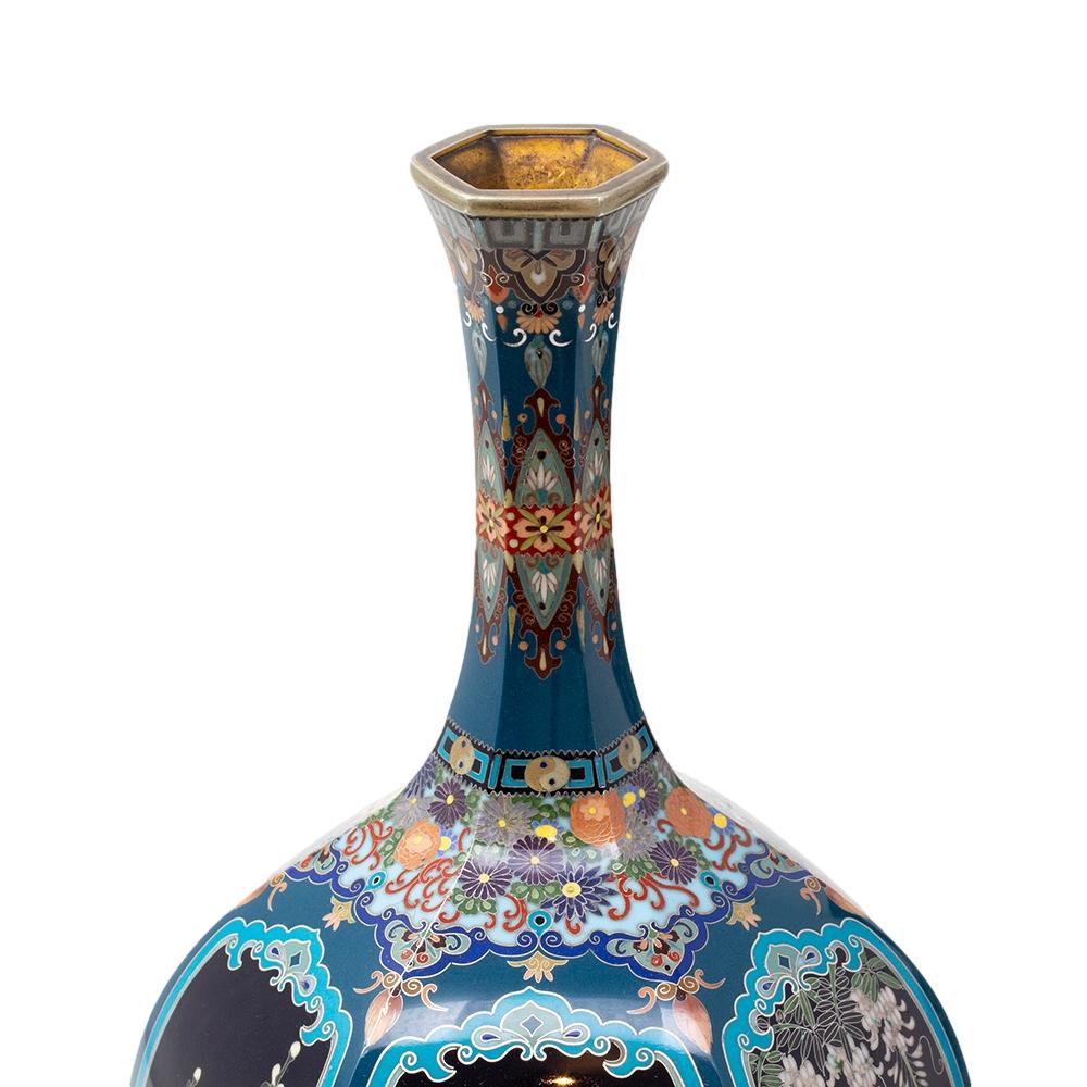 Coppia di vasi giapponesi in smalto cloisonné di Ota Hyozo, periodo Meiji in vendita 1