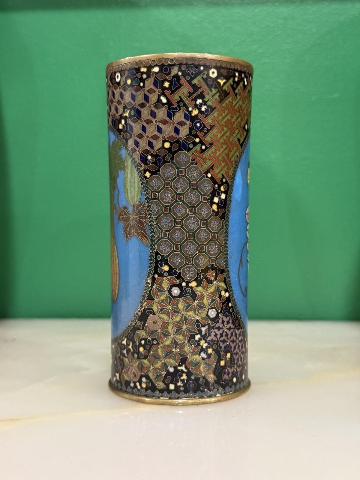Japanese Cloisonne Enamel Vase with Gourd & Floral Bowl, in the Manner of Gotō In Good Condition For Sale In Long Island City, NY