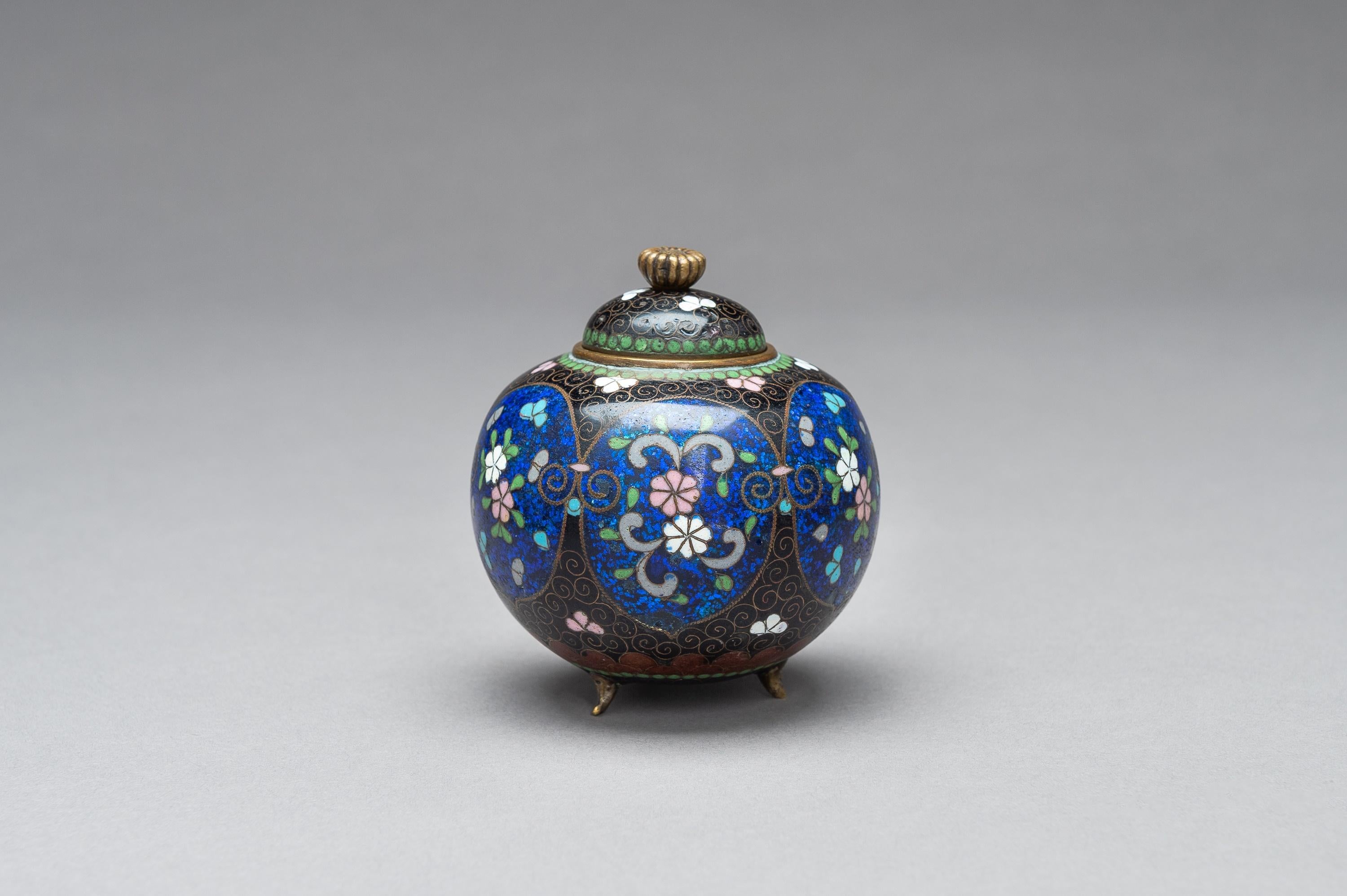 20th Century Japanese Cloisonné Koro with Cover, Meiji Period