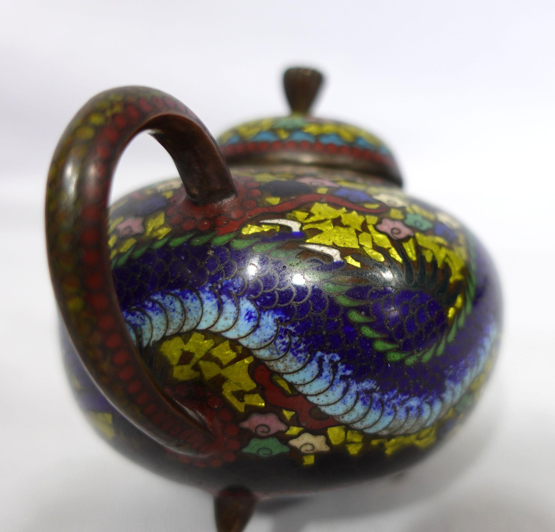 Antique Japanese Cloisonné Meiji Period Dragon Footed Teapot CO#04 For Sale 5
