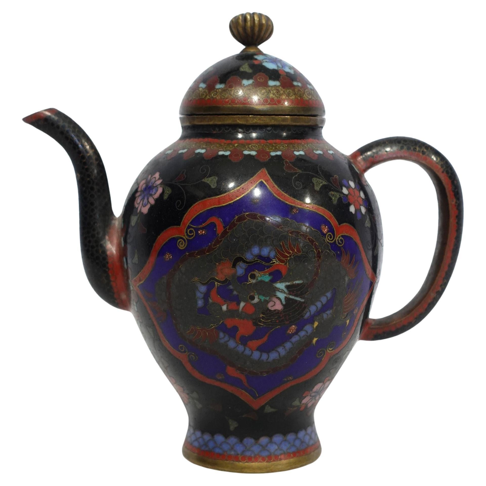 Antique Japanese Cloisonné Meiji Period Dragon Teapot CO#06 For Sale