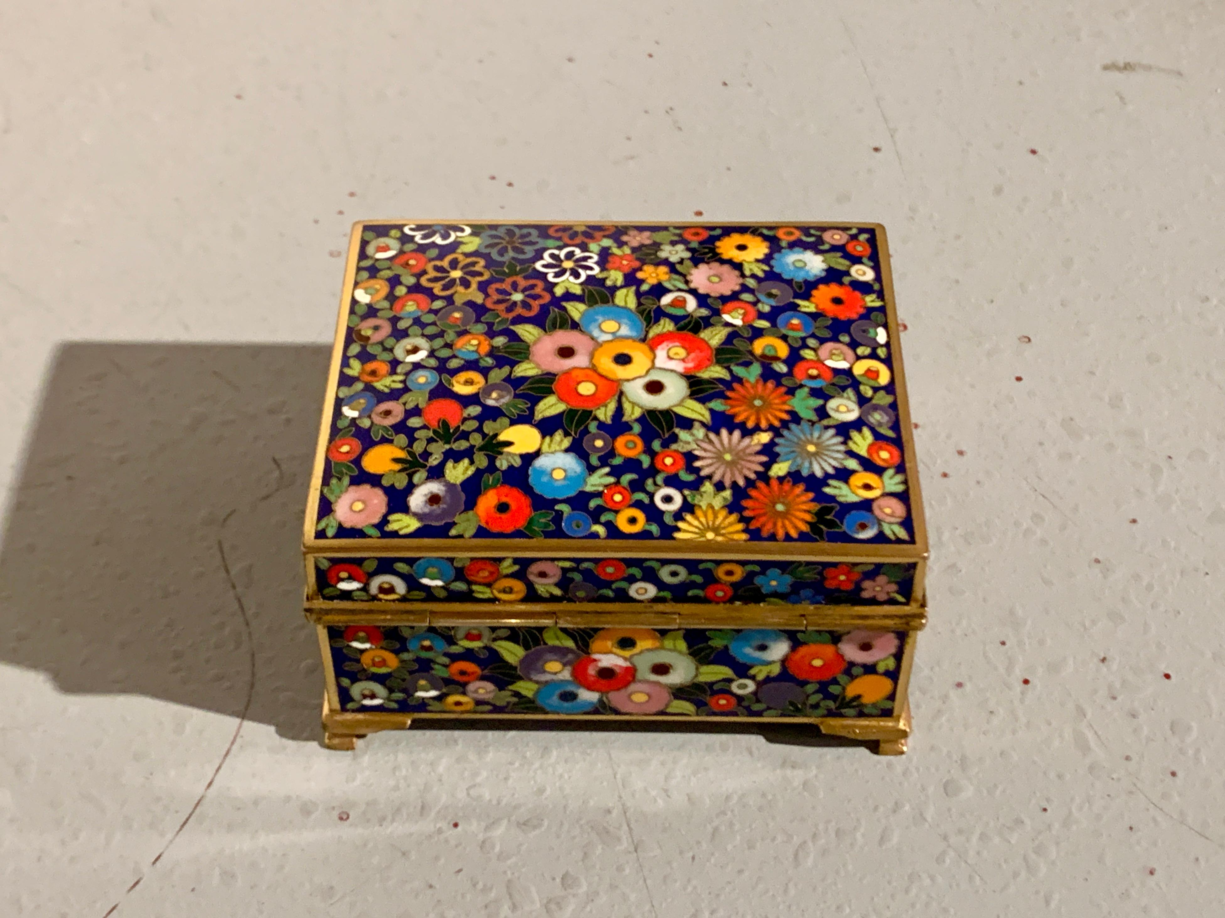 Cloissoné Japanese Cloisonne Millefleur Box by Inaba, Taisho Period, Japan
