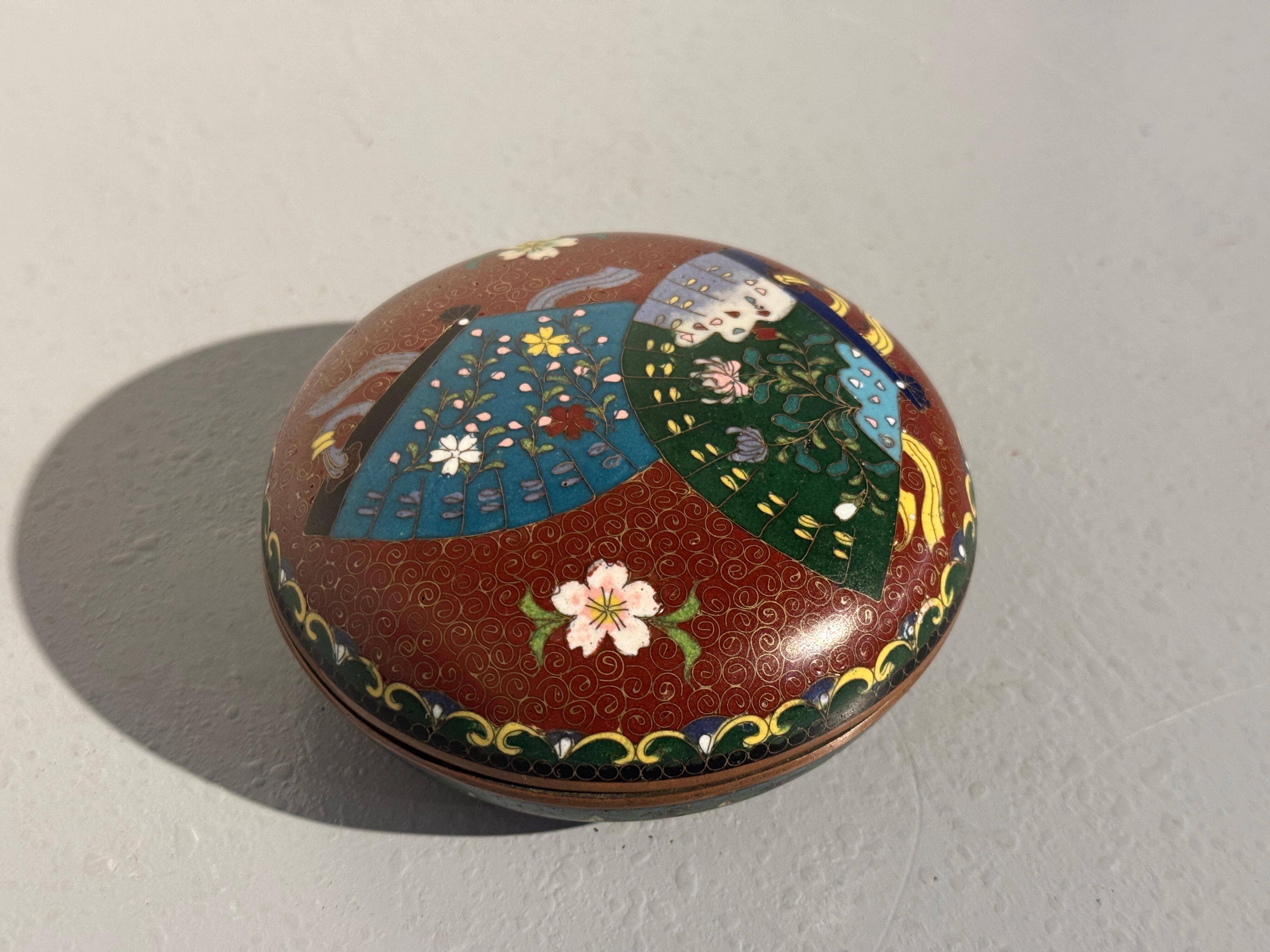 Cloissoné Japanese Cloisonne Round Box with Fan Design, Meiji Period, c. 1900, Japan For Sale