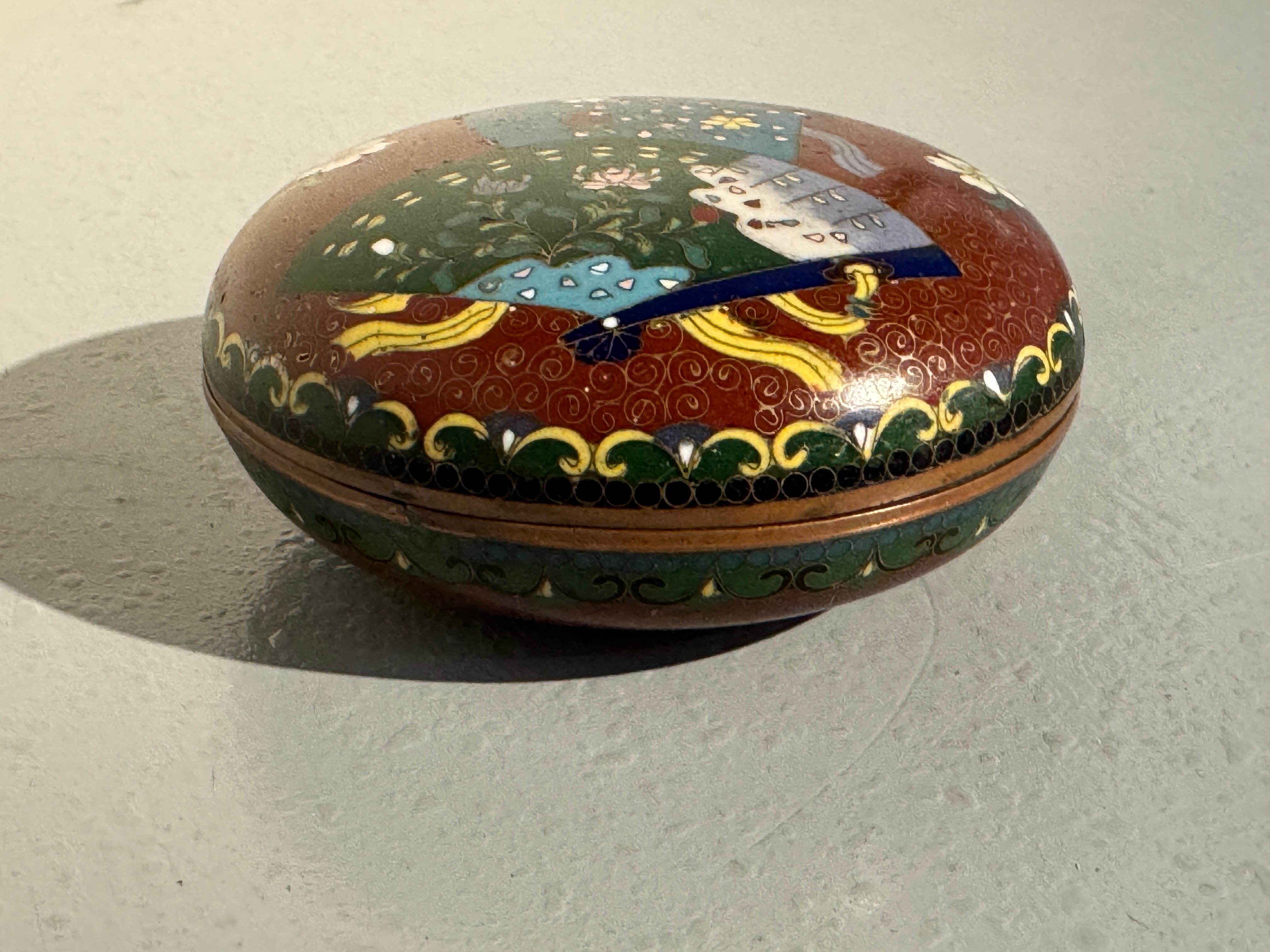 Copper Japanese Cloisonne Round Box with Fan Design, Meiji Period, c. 1900, Japan For Sale