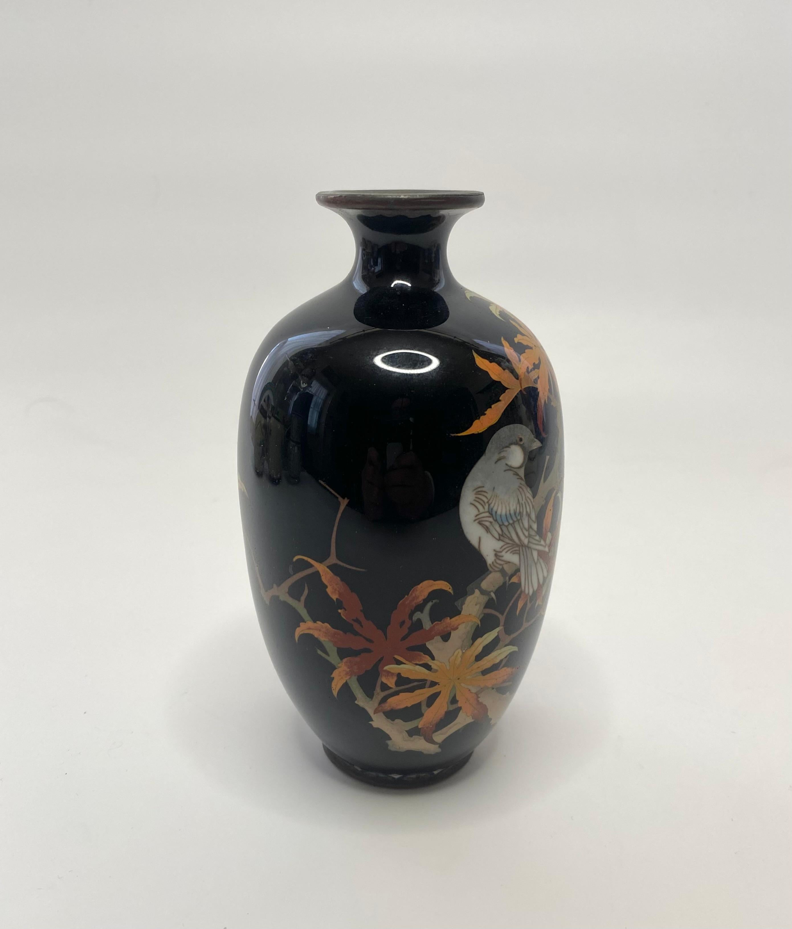 Late 19th Century Japanese cloisonné vase, c. 1890, Meiji Period.