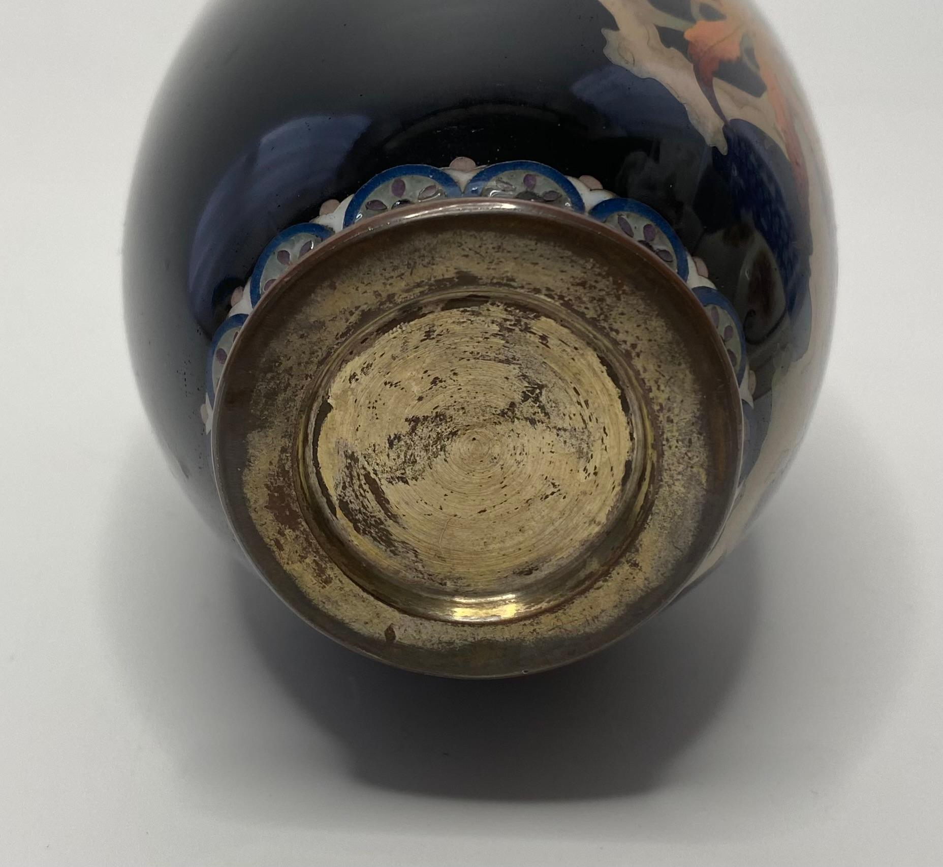 Japanese cloisonné vase, c. 1890, Meiji Period. 1