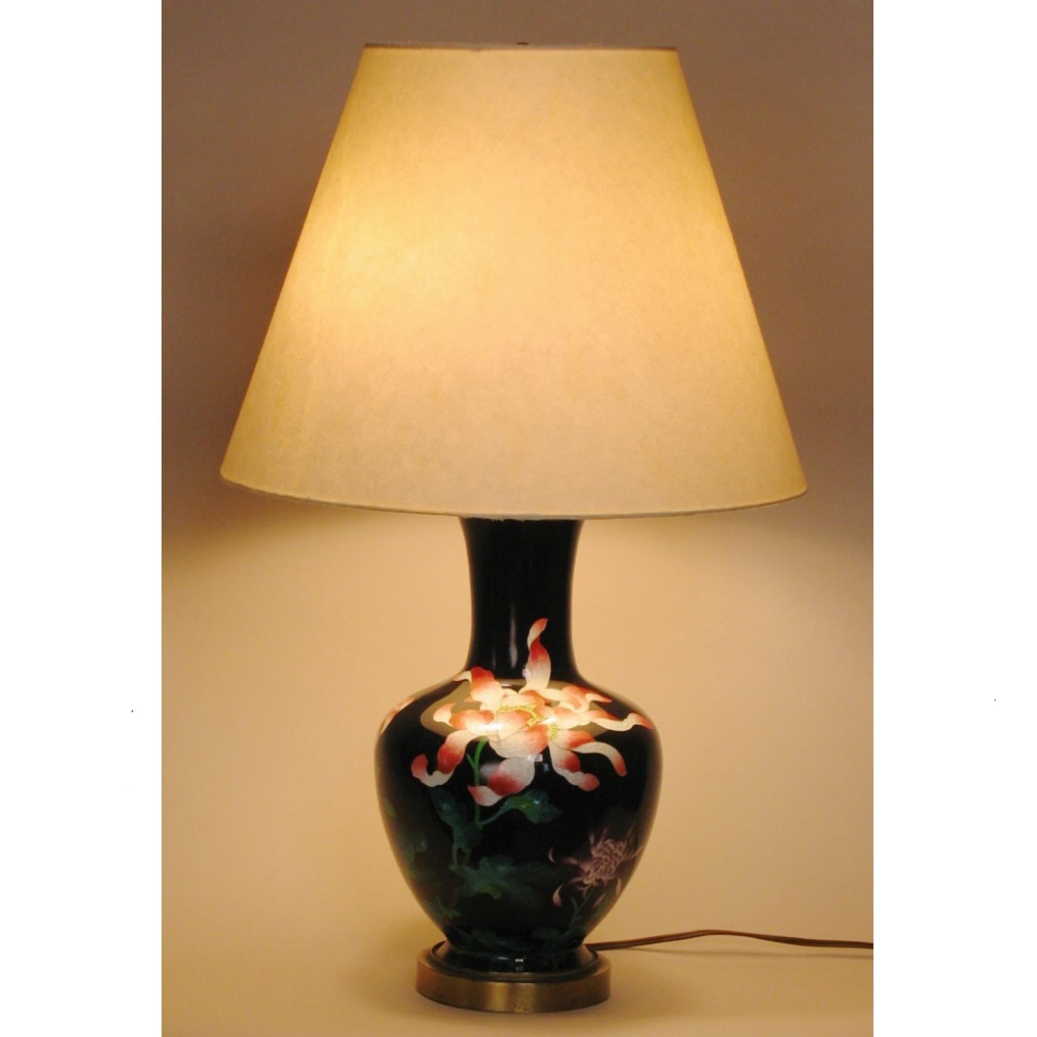 Japanese Cloisonne Vase fitted as an electric table lamp For Sale 3