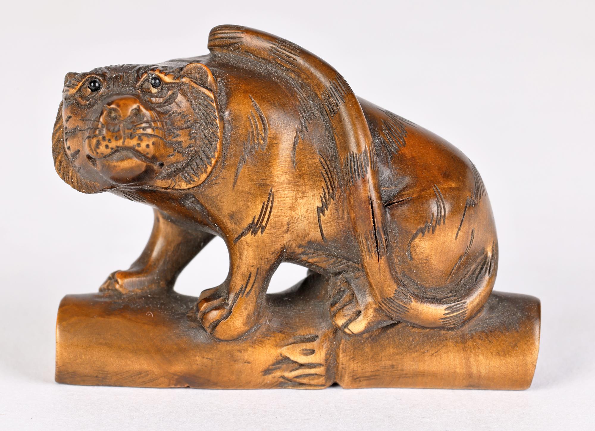 Japanese Collection Carved Wood Animal and Fish Netsuke In Good Condition In Bishop's Stortford, Hertfordshire
