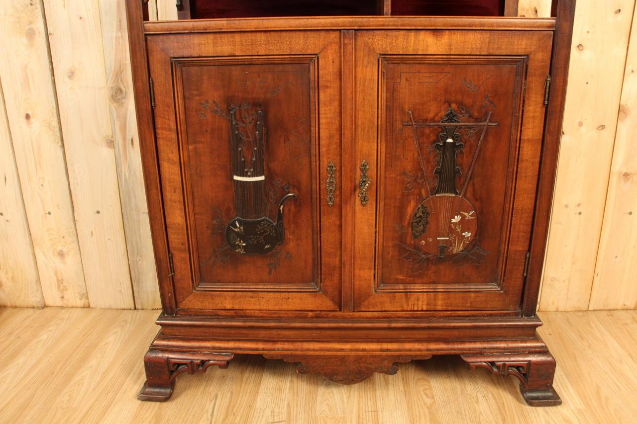 Japanese Collector's Cabinet Attributed To Viardot In Good Condition For Sale In charmes, FR