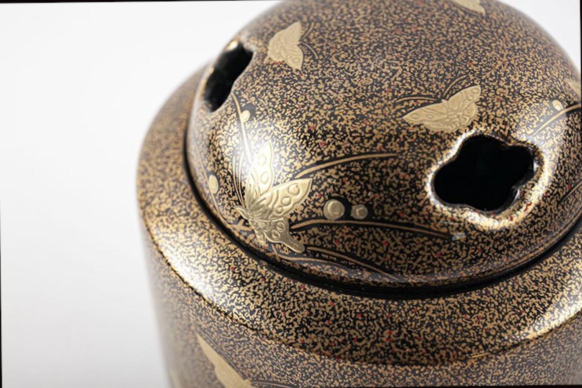 Japanese Contemporary Black Gold Porcelain Koro Incense Burner For Sale 2