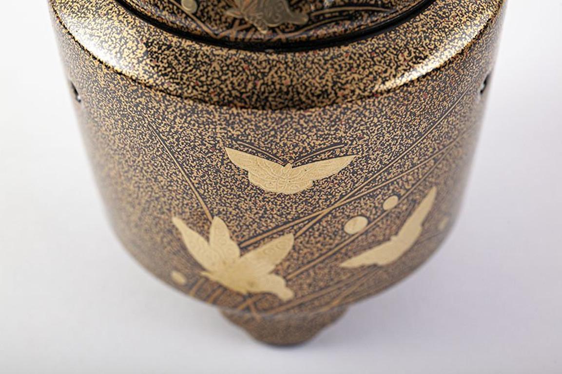 Brûleur d'encens Koro en porcelaine noire et or contemporain japonaise en vente 2
