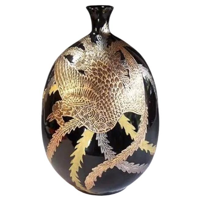 Vaso contemporaneo giapponese in porcellana nera e oro platino del maestro artista, 3