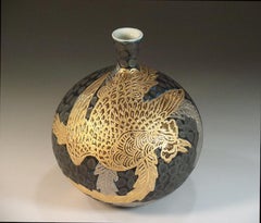 Jarrón Contemporáneo Japonés de Porcelana Negro Platino Dorado del Maestro Artista, 4