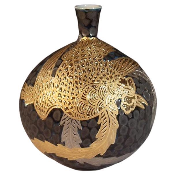 Japanese Contemporary Black Platinum Gold Porcelain Vase by Master Artist, 4 For Sale