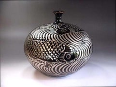 Japanese Contemporary Black Platinum Porcelain Vase by Master Artist, 7