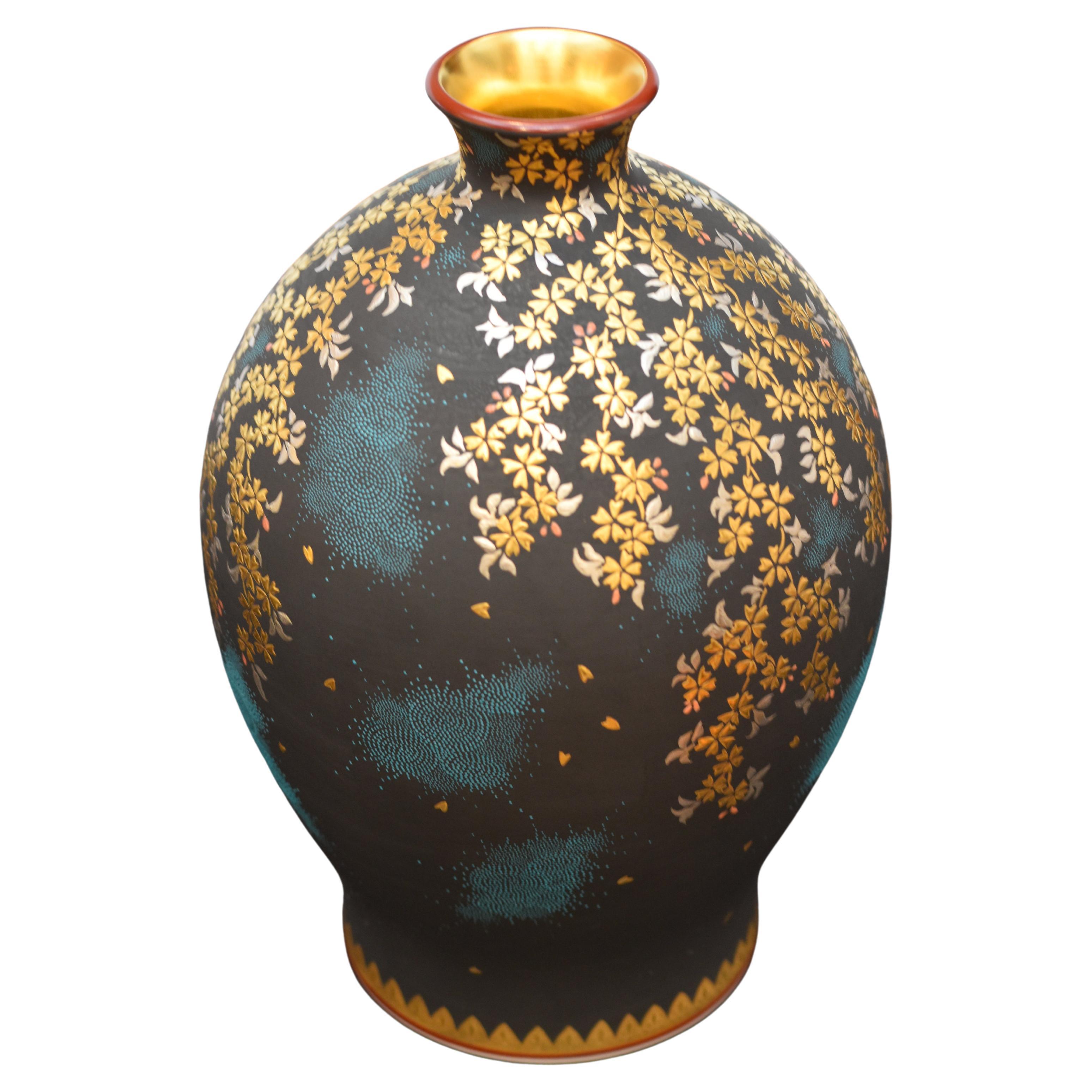 Gilt Japanese Contemporary Blue Black Platinum 36Gold Porcelain Vase by Master Artist For Sale