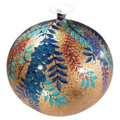 Vaso giapponese contemporaneo in porcellana blu-oro-rosso-viola di un maestro artista, 2