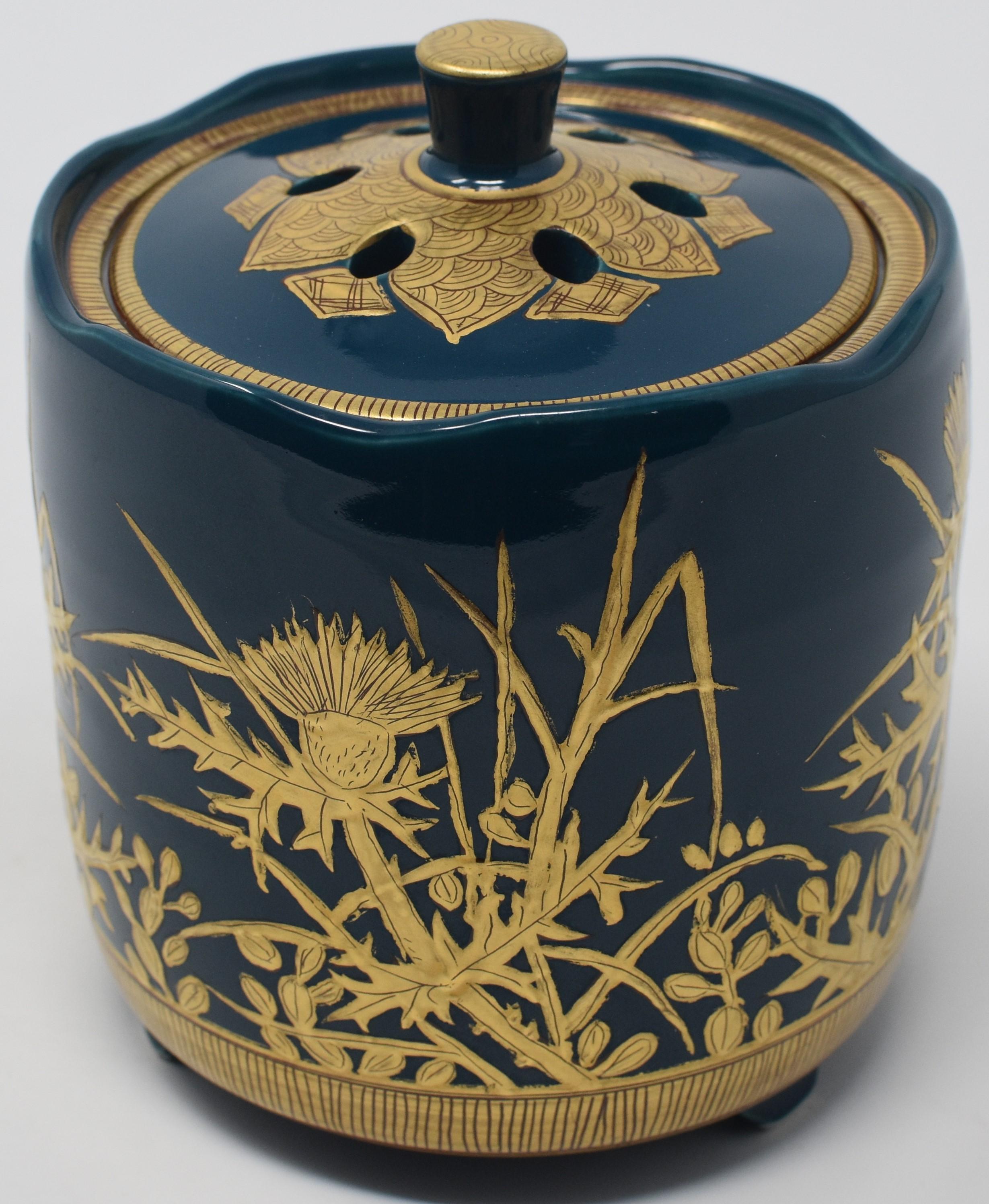 Meiji Japanese Contemporary Blue Pure Gold Porcelain Lidded Jar by Master Artist, 2 For Sale