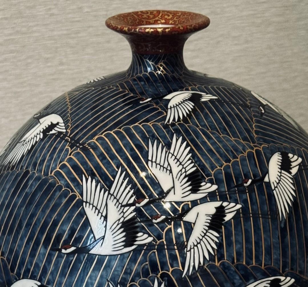 Meiji Japanese Contemporary Blue White Gold Porcelain Vase by Master Artist, 2 For Sale