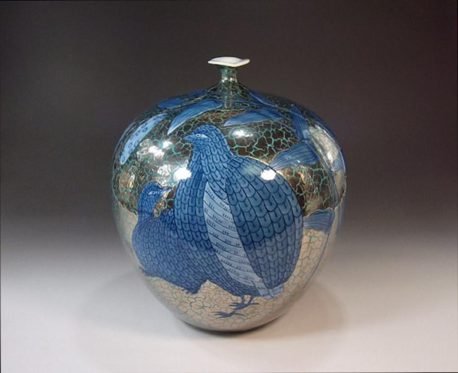 Japanese Contemporary Blue White Porcelain Vase by Master Artist, 4 In New Condition For Sale In Takarazuka, JP
