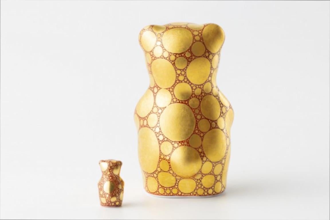 Meiji Japanese Contemporary Gold Red Porcelain Bear Sculpture, 9 For Sale