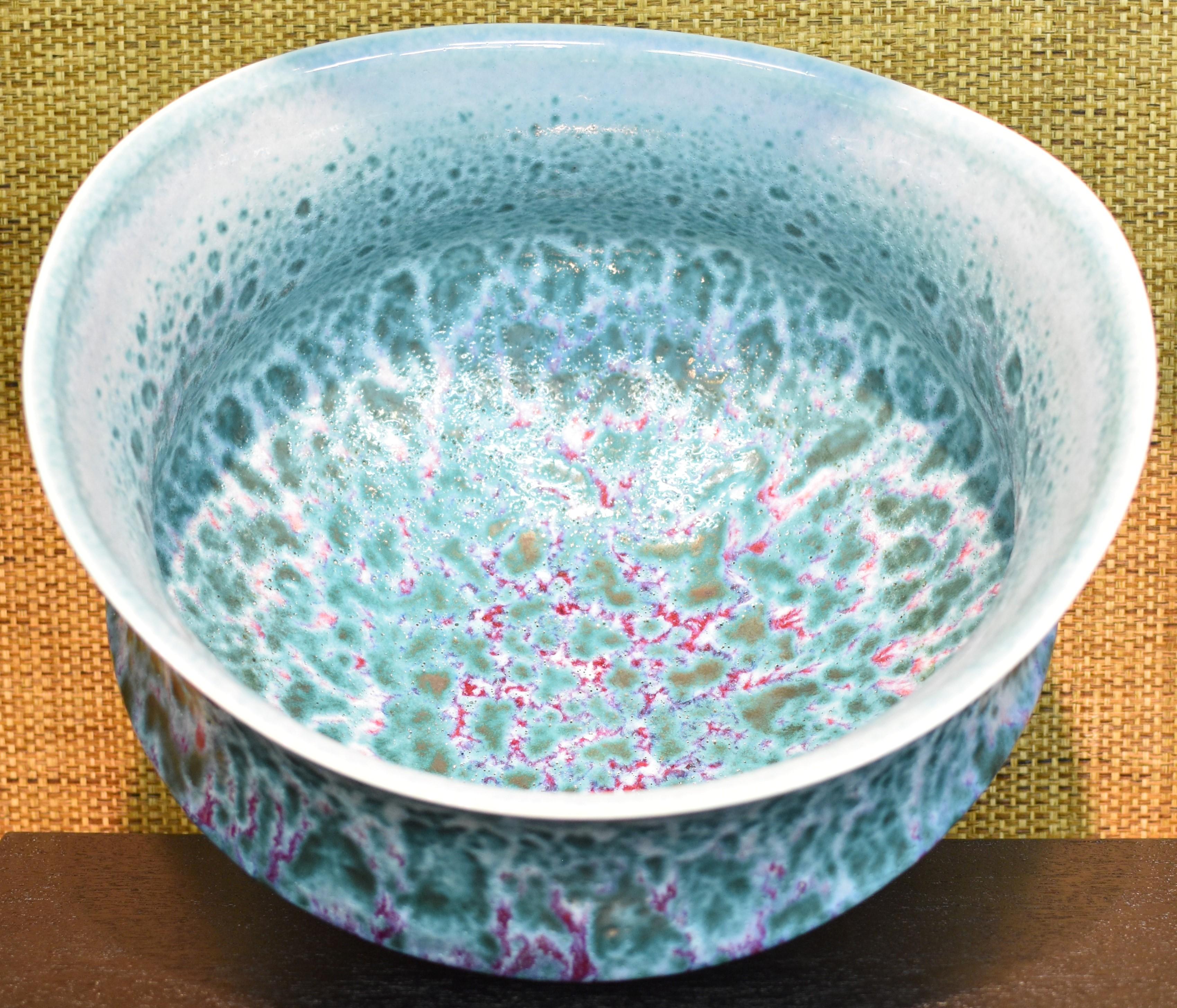 Contemporary Japanese Green Hand-Glazed Porcelain Vase by Master Artist For Sale