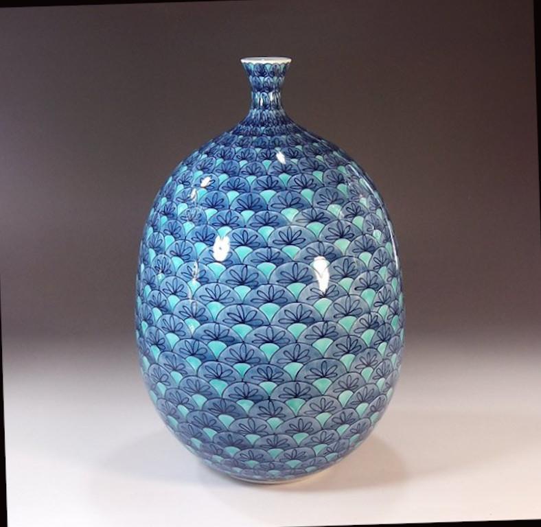Meiji Japanese Contemporary Imari Green, Black and Blue Porcelain Vase, 2