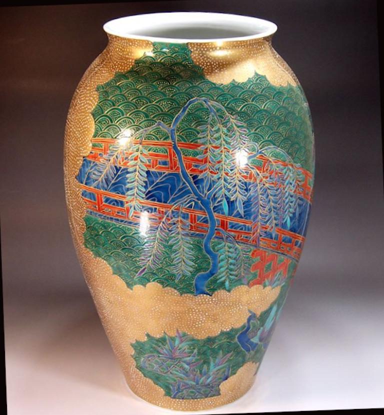Hand-Painted Japanese Contemporary Large Porcelain Vase Gold Green Red Green by Master Artist For Sale