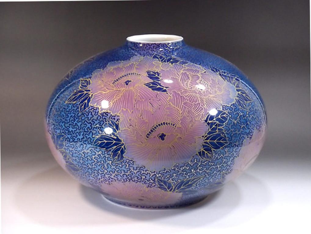 Hand-Painted Japanese Contemporary Pink Gold Blue Porcelain Vase by Master Artist For Sale