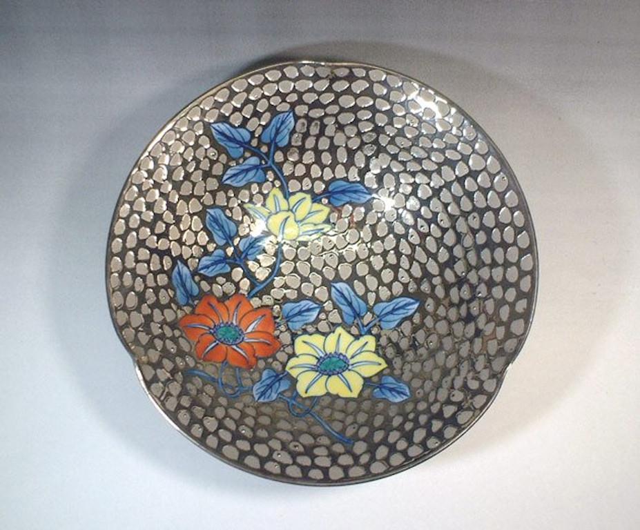 Japanese Contemporary Platinum Blue Porcelain Plate by Master Artist, 3 In New Condition For Sale In Takarazuka, JP