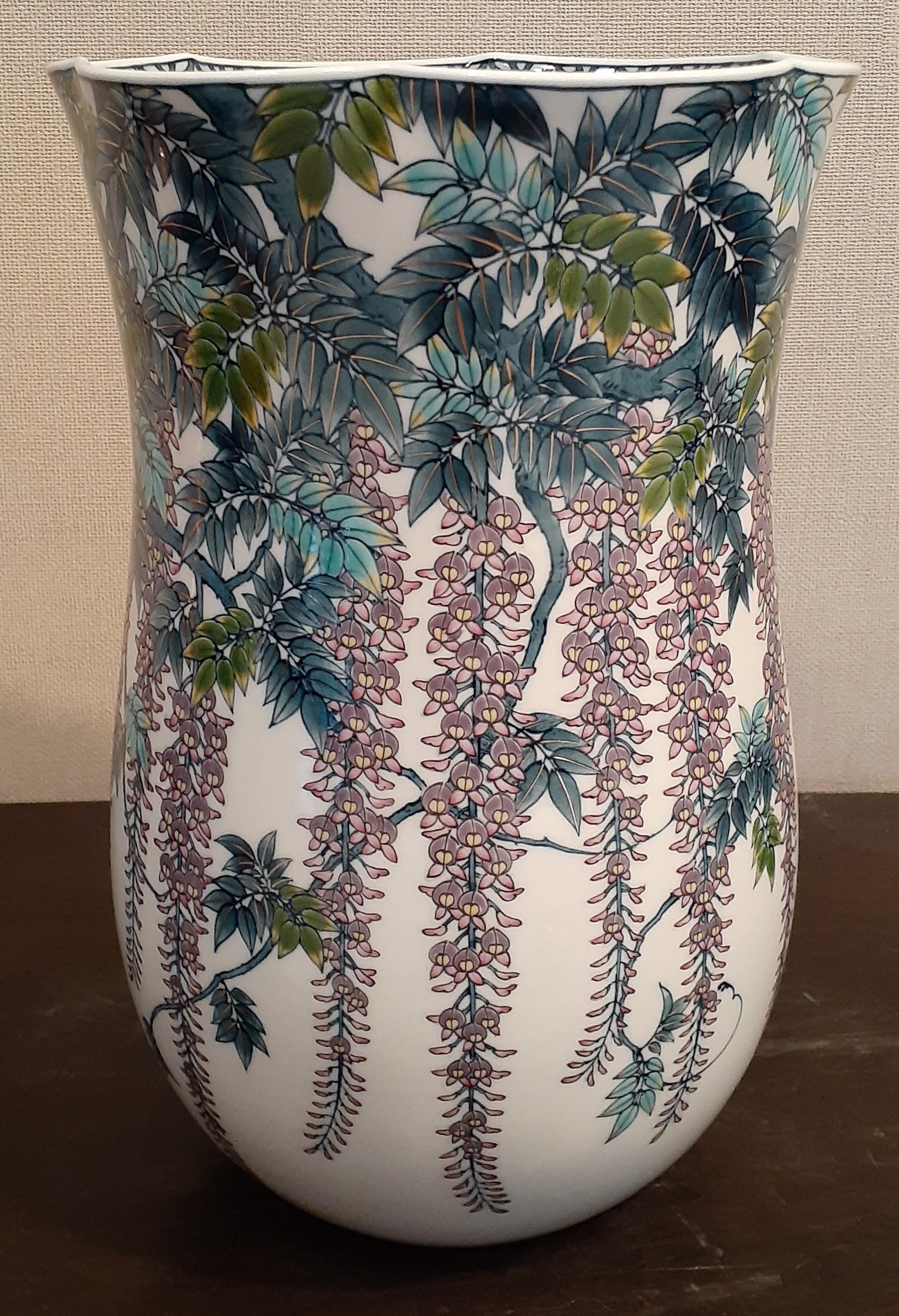 Japanese Contemporary Purple Blue Porcelain Vase by Master Artist, 2 In New Condition In Takarazuka, JP