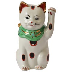 Japanese Contemporary Red Black Kutani Porcelain Beckoning Cat