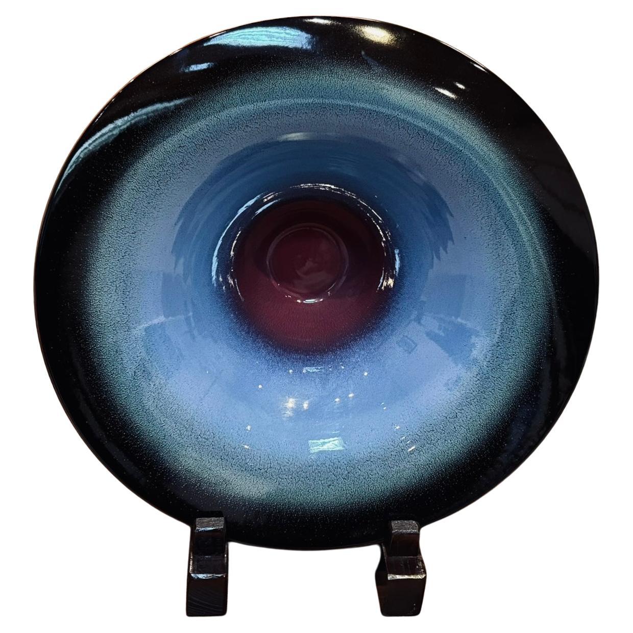 Cuenco Japonés Contemporáneo de Porcelana Esmaltada a Mano Rojo Azul Verde por el Maestro Artista Meiji en venta