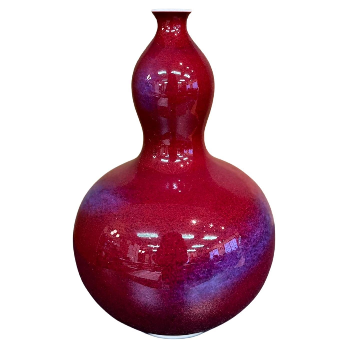 Japanese Contemporary Red Blue Hand-Glazed Porcelain Vase by Master Artist, 3 For Sale 1
