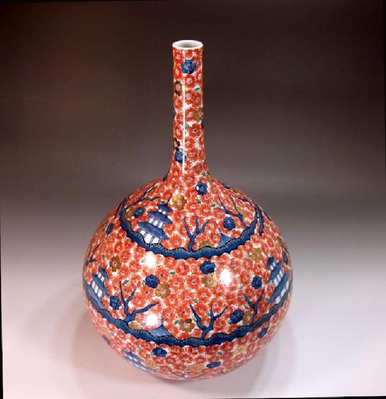 Hand-Painted Japanese Contemporary Red Gilded Porcelain Vase by Master Artist For Sale