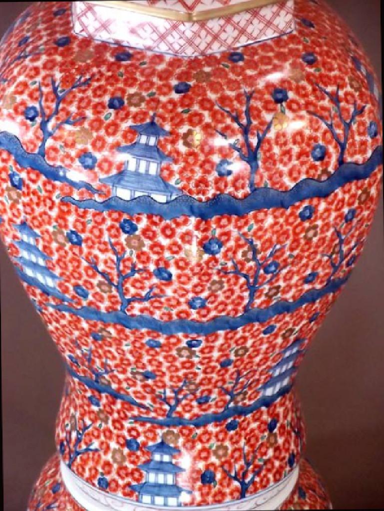 Mesmerizing contemporary Japanese three-piece temple jar, intricately gilded and hand painted on an elegant body, a signed masterpiece by highly acclaimed Japanese master porcelain artist in Imari-Arita tradition of Japan, the recipient of numerous