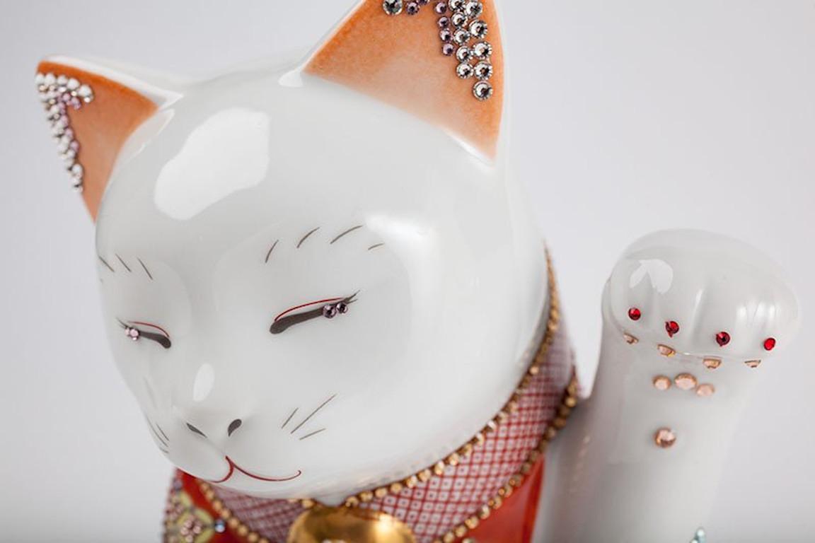 red lucky cat