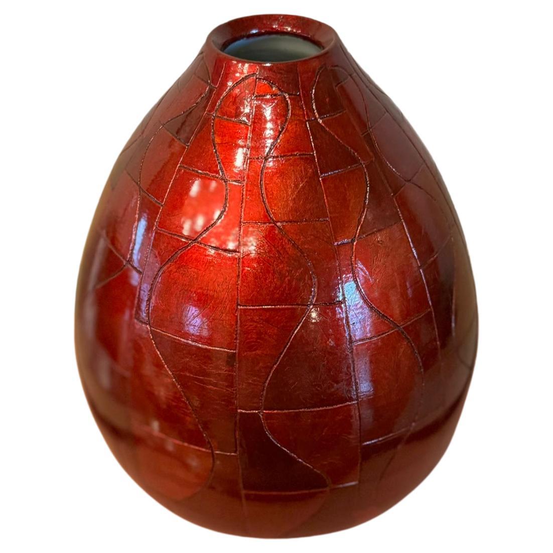 Vase contemporain japonais en porcelaine rouge argenté par un maître artiste, 2 en vente 2