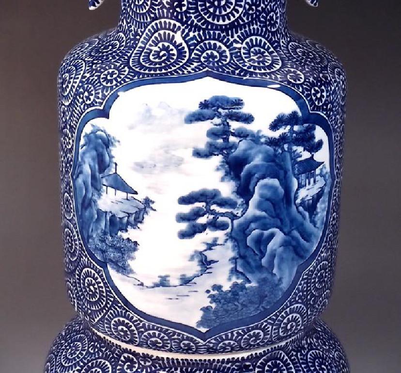 Meiji Japanese Contemporary Three-Piece Blue Porcelain Lidded Vase by Master Artist For Sale