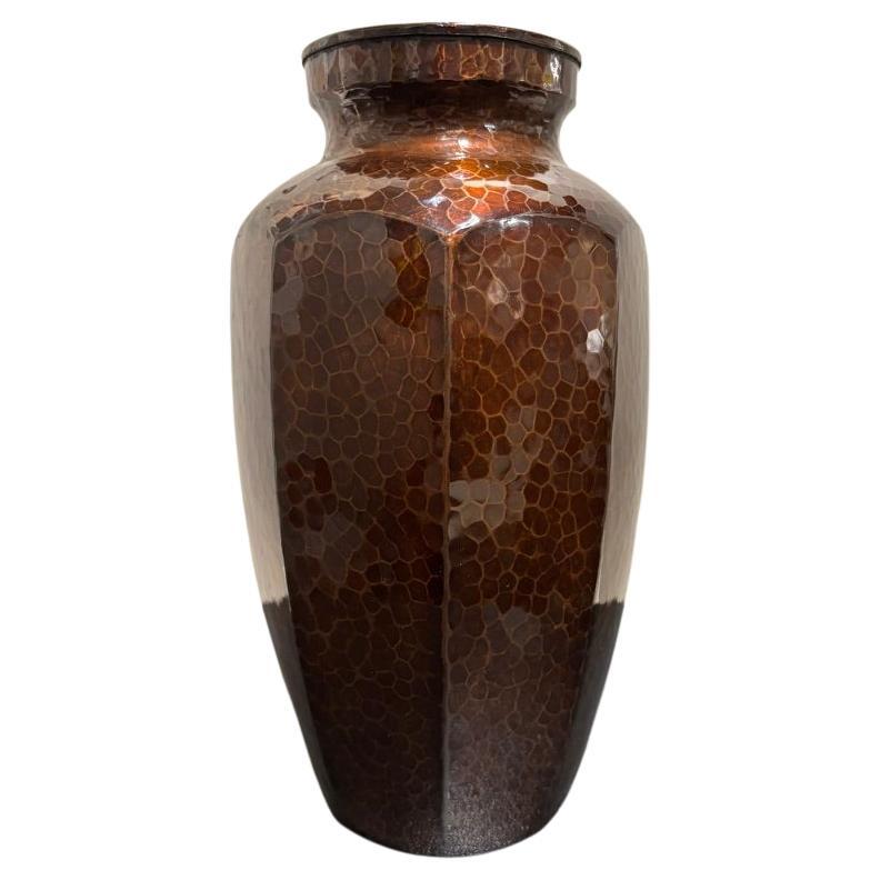 Japanese Copper Vase, Hammered Decoration, Circa 1950s, Classic Form For Sale