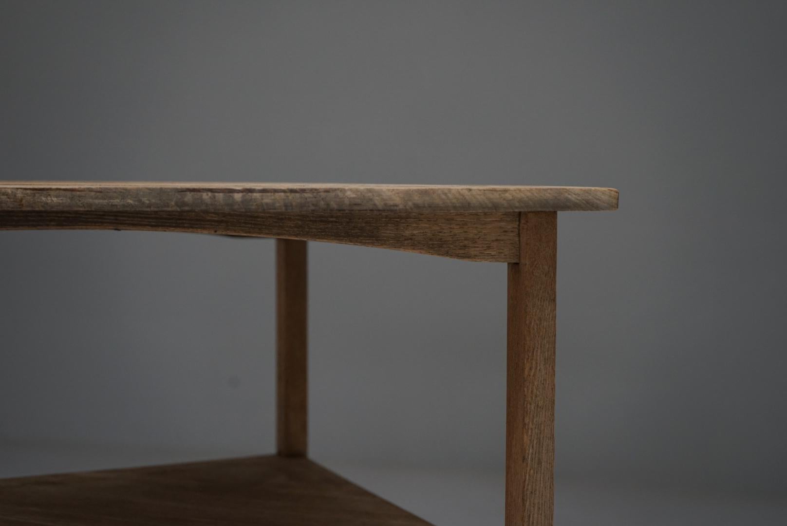 Étagère d'angle japonaise en Tamo Wood, années 1950-1970 - Wabi-Sabi Bon état - En vente à Chiba, Chiba